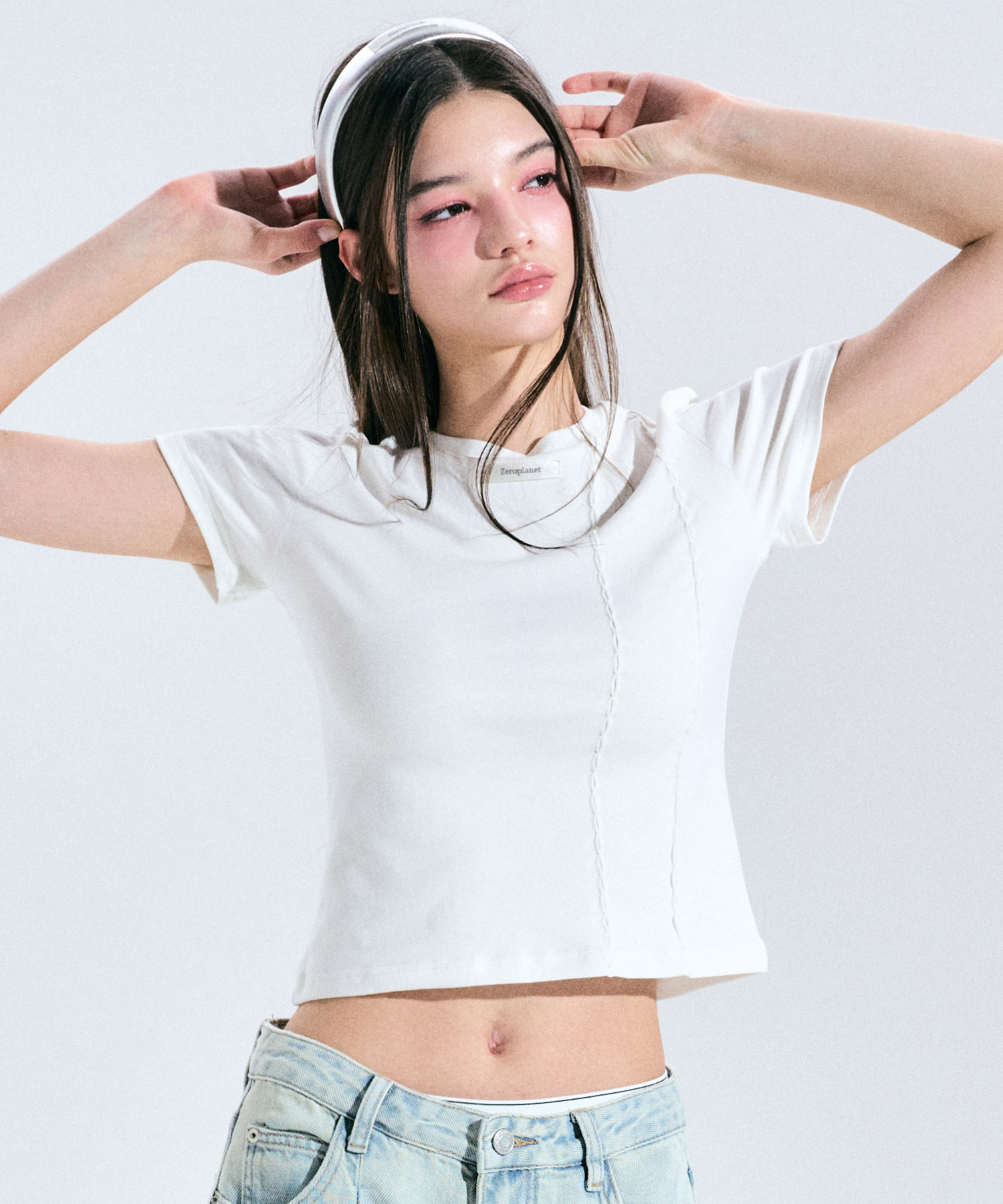 에리카 클래식 티셔츠 [WHITE] 김나영이 착용한 제로플래닛